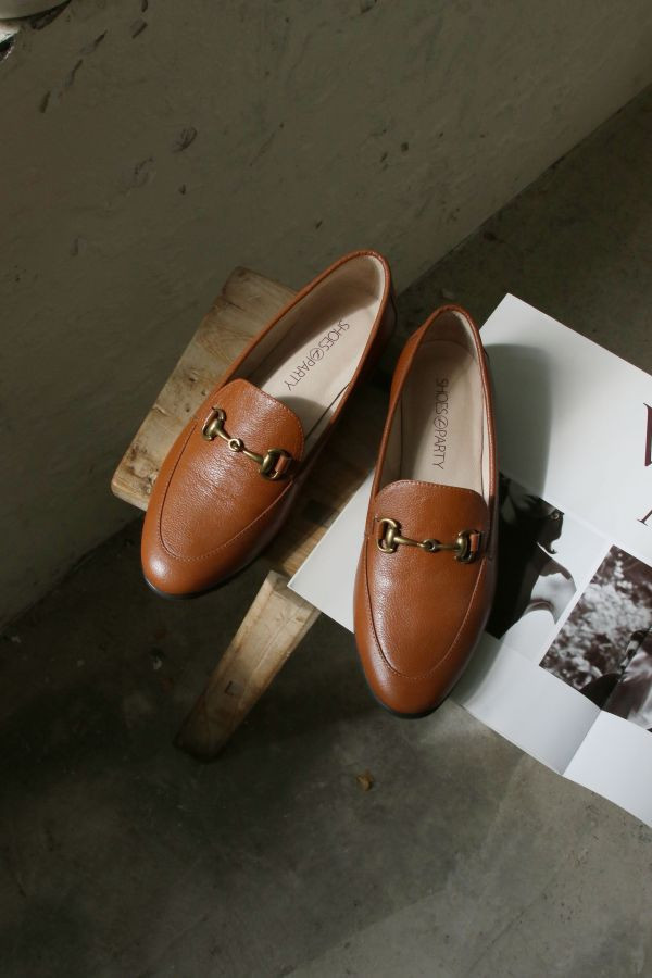 【最後一雙】【駝245】古典精品羊皮鍊條樂福鞋 