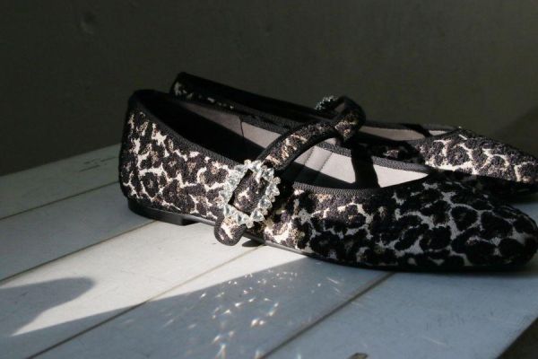 【現貨】【棕豹】世界系列_晴雨兩穿_日本製滾邊鑽扣瑪莉珍鞋 