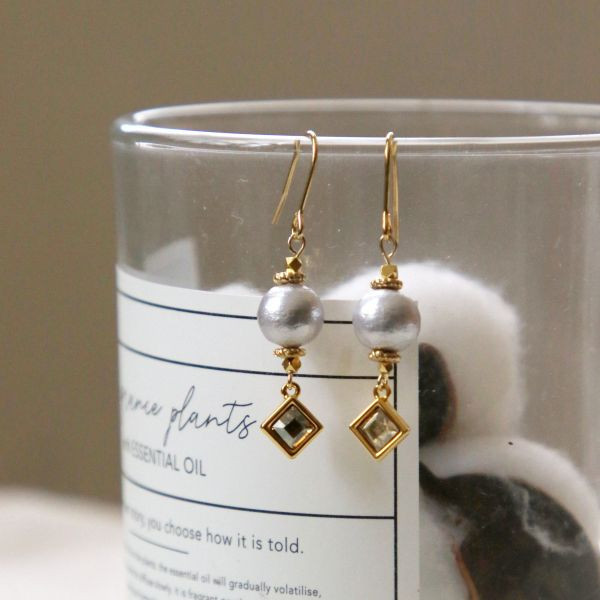 【現貨_日本手做飾品】棉珍珠＋水晶石耳環／無耳洞耳環（淡紫色） 