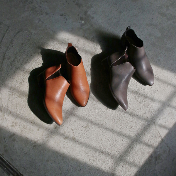 【接單手工製】特殊皮革俐落剪裁切爾西真皮短靴 