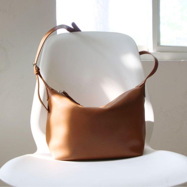【限量3個現貨】焦糖棕肩側背包 