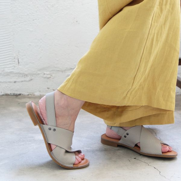 【接單手工製】世界系列_日本製Recipe寬版交叉軟皮涼鞋 