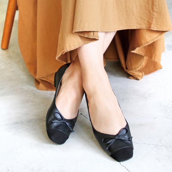 【現貨】拼接設計小方頭真皮芭蕾舞鞋 