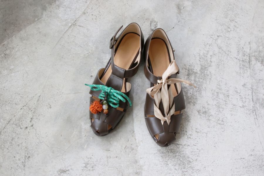 【買就送配件】寬版編織漁夫涼鞋 