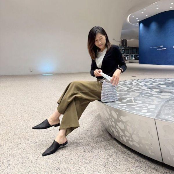 【預購】銀色紗線編織手提小包 