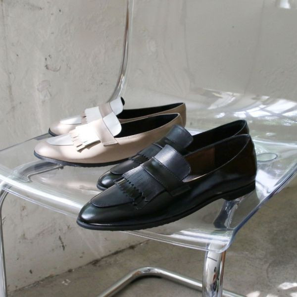 【現貨】寬腳版友善_雙流蘇樂福鞋 