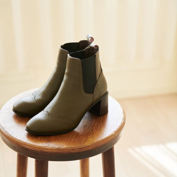 【試穿鞋福利】方中帶尖！顯腳小牛津風鬆緊帶短靴 