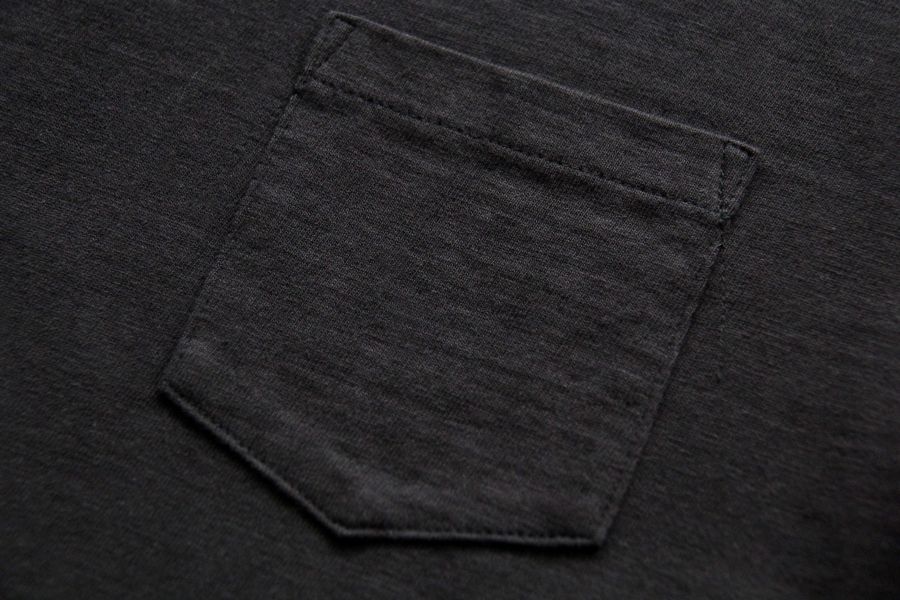 Barns Outfitters -Tsuri-Ami Pocket Crew Neck Tee/Black Barns Outfitters,美式復古休閒之專門品牌,經典Tsuri-Ami Tee,Made in Japan,圓筒衣身結構,和歌山古董吊編機織造