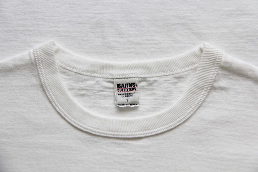 Barns Outfitters -Tsuri-Ami Pocket Crew Neck Tee/White Barns Outfitters,美式復古休閒之專門品牌,經典Tsuri-Ami Tee,Made in Japan,圓筒衣身結構,和歌山古董吊編機織造