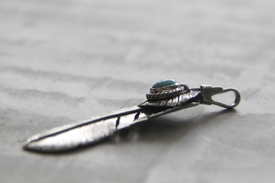 KinG Smith -銀繩TQ 上銀大羽/右向/現貨 King smith,handmade,手作,leather craft,silver,雷鳥,銀羽,風切羽,銀菊,先金,點金,綠松石,風野鷲,鷹爪,訂製,印地安銀飾,藥輪,台南,老派,mr old