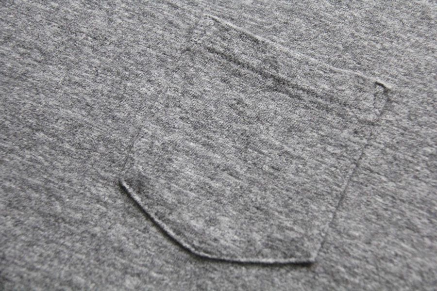 Barns Outfitters - Tsuri-Ami Pocket Crew Neck Tee/Gray Barns Outfitters,美式復古休閒品牌,經典Tsuri-Ami Tee,Made in Japan,圓筒衣身結構,和歌山古董吊編機織造