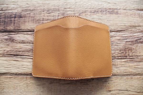 OBBI GOOD LABEL- Outer Bi-Fold Short Wallet/多色 