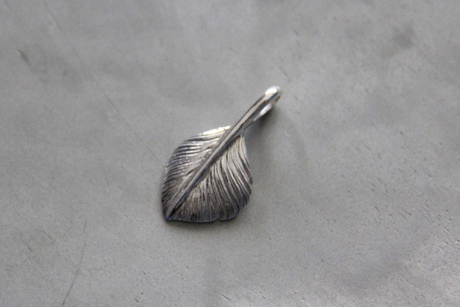 KinG Smith - 純銀小翼羽(單面右向)/訂製 KinG Smith,handmade,silver,雷鳥,銀羽,風切羽,銀菊,先金,點金,綠松石,風野鷲,鷹爪,訂製,印地安銀飾,台南逛街,,mr old,銀器,navajo
