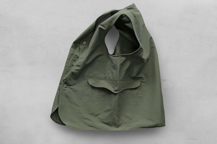 Post O`Alls -Royal Traveler/olive Post O`Alls, 防潑水,狩獵背心,60/40布料,高度透氣Made in Japan,半月形胸袋