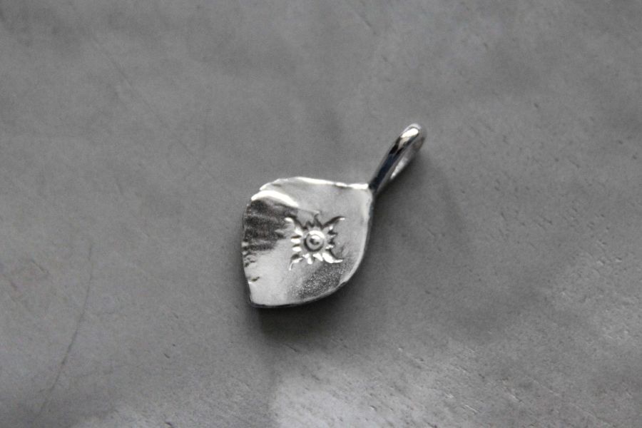 KinG Smith - 純銀小翼羽(單面右向)/訂製 KinG Smith,handmade,silver,雷鳥,銀羽,風切羽,銀菊,先金,點金,綠松石,風野鷲,鷹爪,訂製,印地安銀飾,台南逛街,,mr old,銀器,navajo