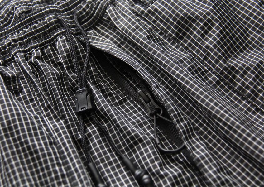 Comfy Outdoor Garment- Bug Shorts / Grid Black Comfy,outdoor,CMF,男生 短褲,機能 短褲,日本 品牌,