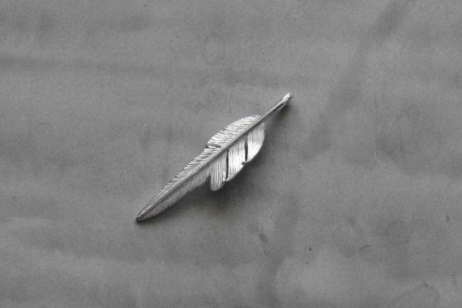 KinG Smith - 風切中羽/左向/現貨 King smith,handmade,手作,leather craft,silver,雷鳥,銀羽,風切羽,銀菊,先金,點金,綠松石,風野鷲,鷹爪,訂製,印地安銀飾,藥輪,台南,老派,mr old