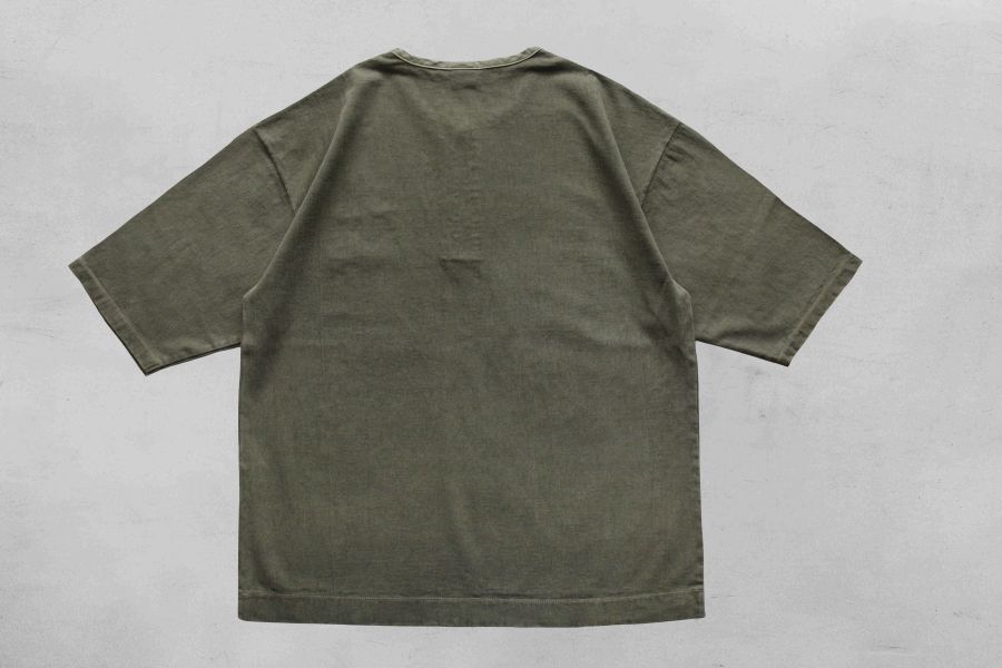 Barns Outfitters - Pigment Dyed “BIGCOZUN” WIDE HENRY TEE (OLIVE) Barns Outfitters,亨利領
