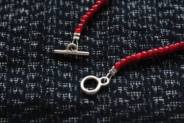 KinG Smith- 展翅雷鳥鑲嵌Mohave TQ串老紅珠項鍊(訂製) King smith,handmade,手作,indian,jewellery,leather craft,silver,雷鳥,銀羽,風切羽,銀菊,先金,點金,綠松石,風野鷲,鷹爪,訂製,印地安銀飾,藥輪,台南,台南逛街,台南男裝,選物店,老派,mr old