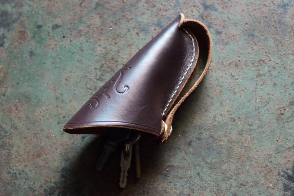 S.F.K. Leather Bell Key Case(酒紅色) Faith,Faith co,leather goods, made in Taiwan,植鞣皮革,台南,台南逛街,台南男裝,選物店,老派,mr old