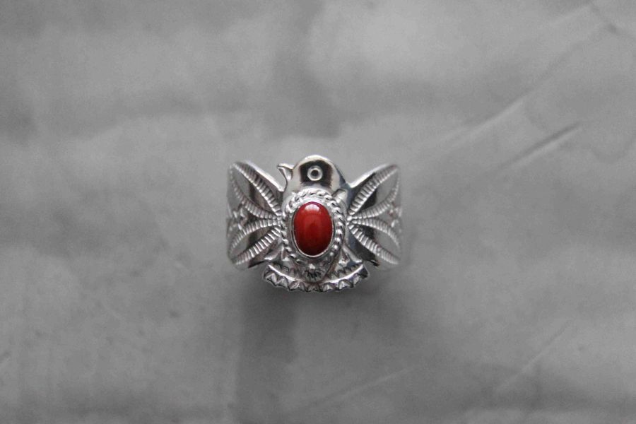 KinG Smith -納瓦荷雷鳥戒/銀繩紅珊瑚/現貨 