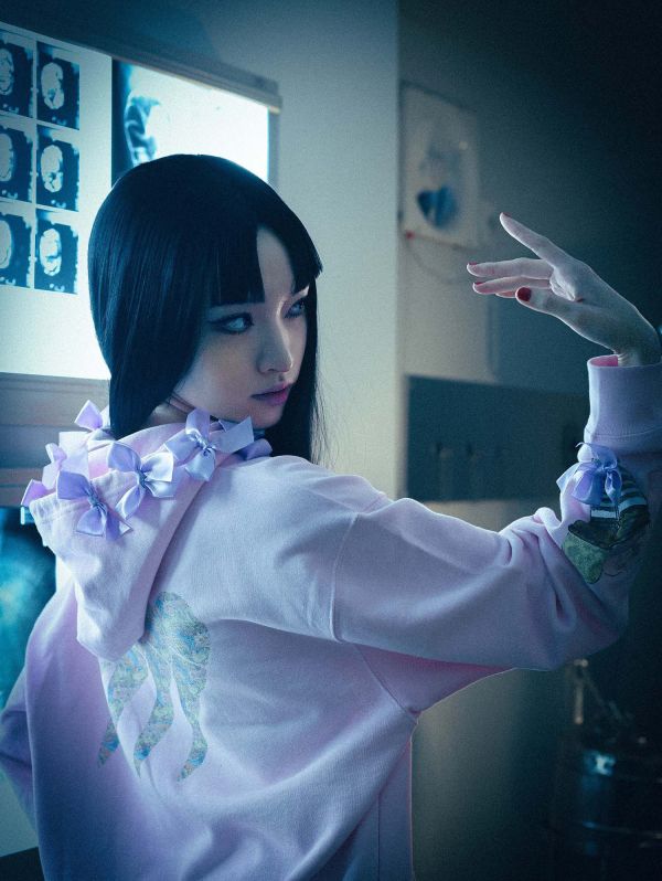 帽T｛賣冰淇淋的車子｝ 伊藤潤二衣服