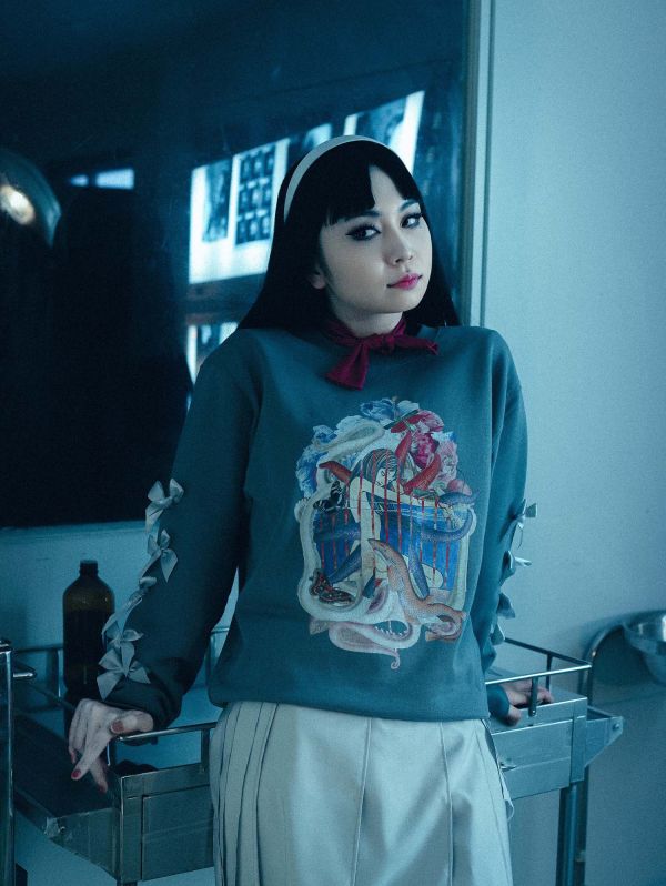 大學T｛水槽富江｝ 伊藤潤二衣服