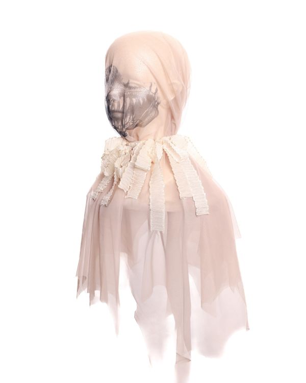 頭紗與頸飾｛雙一前線｝ 伊藤潤二衣服