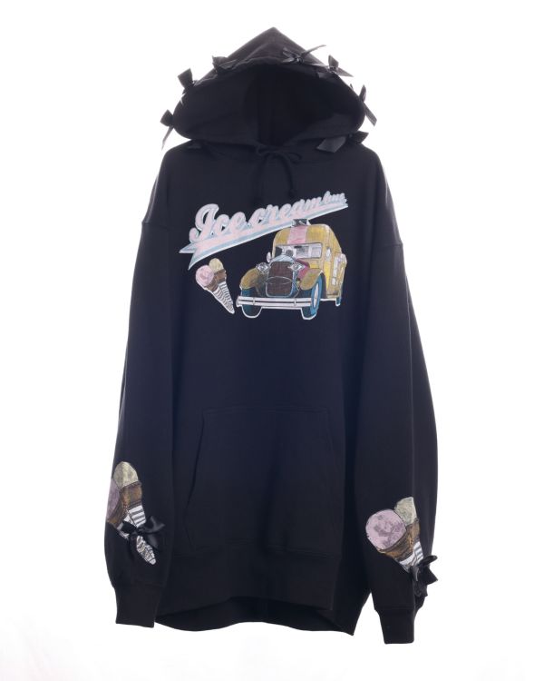 帽T｛賣冰淇淋的車子｝ 伊藤潤二衣服