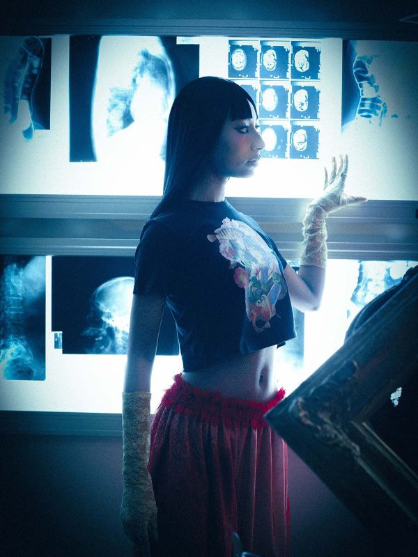 T-shirt｛毒蛇富江｝ 伊藤潤二衣服
