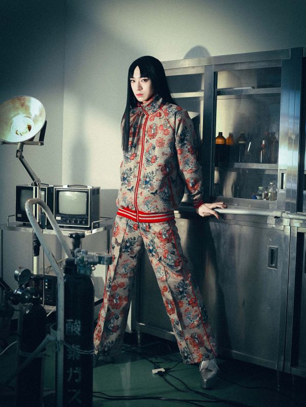 運動喇叭褲｛繁花富江｝ 伊藤潤二衣服