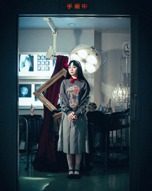 大學T｛水槽富江｝ 伊藤潤二衣服