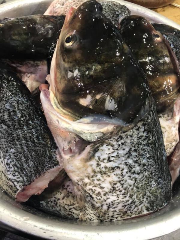 砂鍋魚頭 (含菜料包) 含一包小丸子 