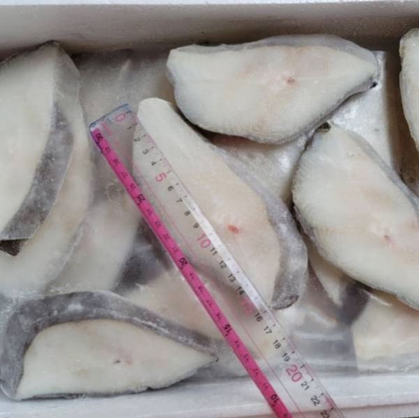 格陵蘭鱈魚*比目魚*薄片  每包800g 約8~9片 