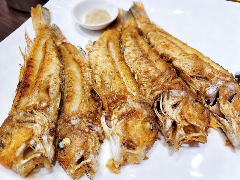 (免運)野生馬頭魚 (去鱗去鰓去肚)  每隻200g 以上  *10尾/組 