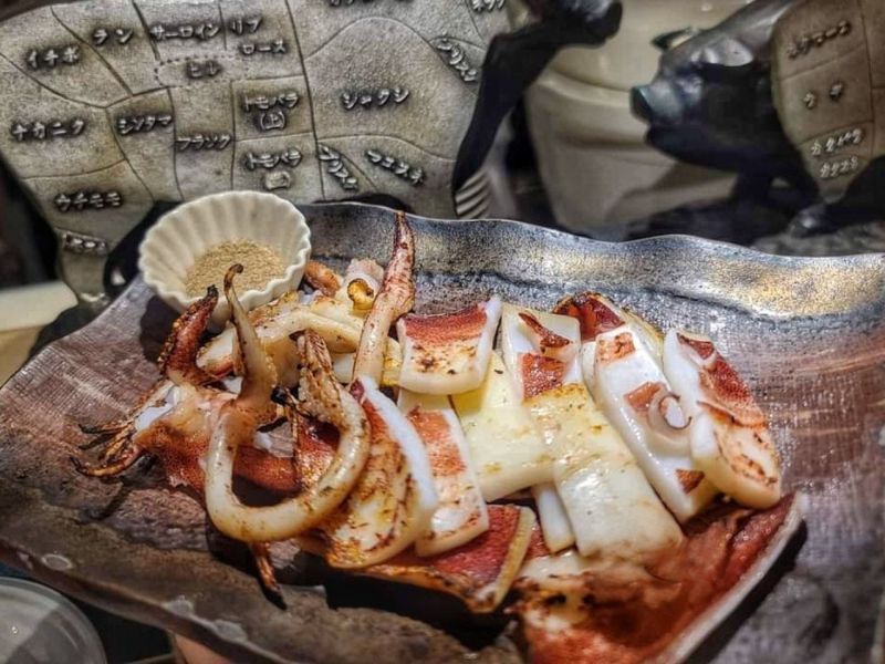 台灣頂級船釣活凍透抽 每盒 500g 以上/2~3隻 每隻體型肥厚約20cm 