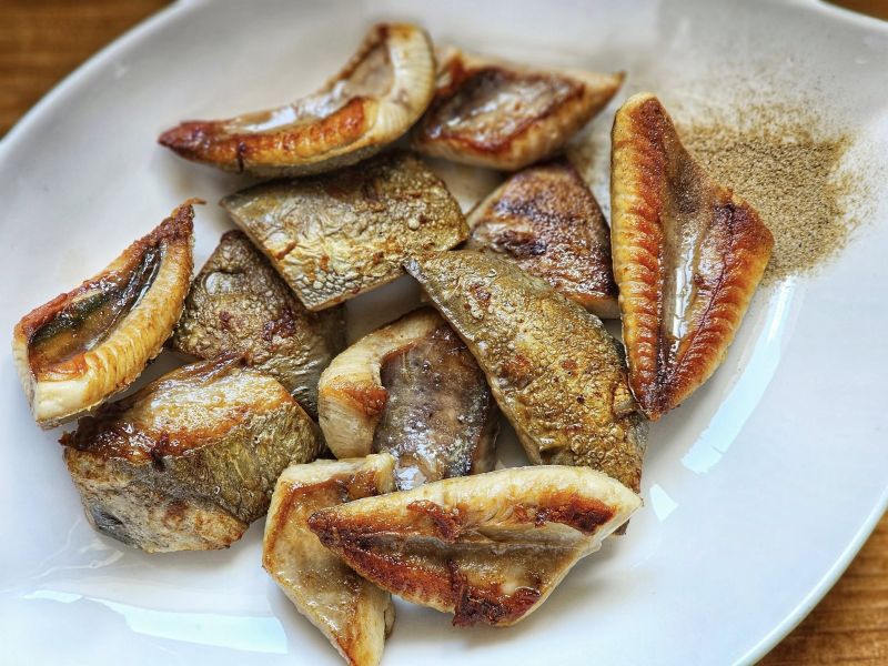 煙仔虎魚(腹肉) 學名: 東方齒鰆 每包600g 