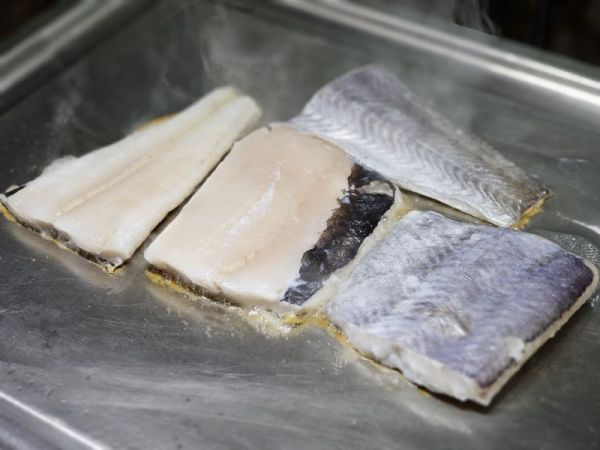 紐西蘭野生藍尾鱈魚菲力 每片150g 以上 
