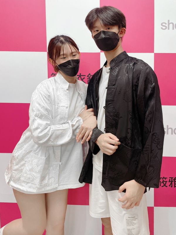 男中國風唐裝金色刺繡雙龍外套龍年服裝 男中國風唐裝 功夫裝 金色刺繡雙龍外套 上衣罩衫 漢服中國風服飾 筱雅衣舖龍年服裝 龍年唐裝