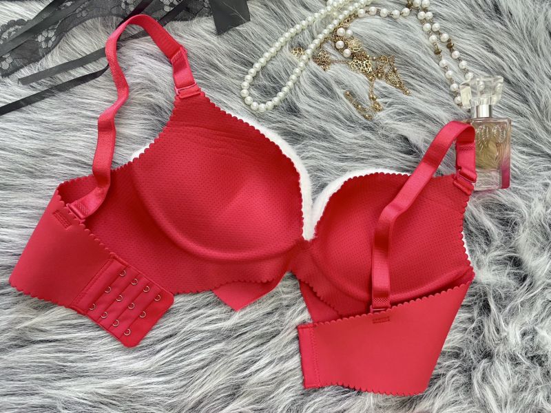 爆乳聖誕比基尼 聖誕比基尼無鋼圈爆乳厚杯 聖誕寫真服 筱雅衣舖【E06-1】