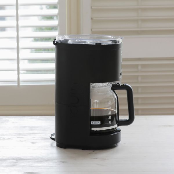 * 錦達 *【丹麥 Bodum 12人份 1.5L美式濾滴咖啡機 花灑注水噴頭】 可預約沖煮咖啡機推薦,可定時咖啡機推薦,花灑注水咖啡機好用嗎,全自動手沖咖啡機CM-D457,美國,咖啡機有感划算推薦,E9EC1-100S,咖啡機快速出貨,12人份濾滴咖啡機,辦公室咖推薦