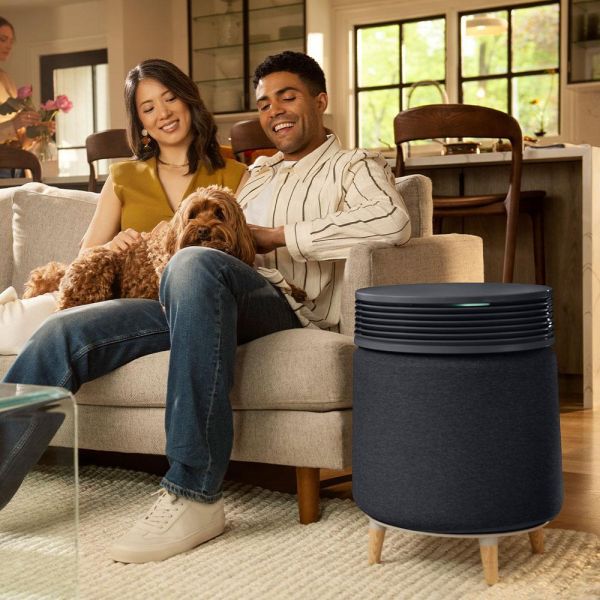 ＊錦達＊【適用22-39坪】瑞士 Blueair Blue Signature空氣清淨機SP4i-極夜藍L D26i,抗過敏空氣清淨機 哪裡買,除臭空氣清淨機 推薦2026,活性碳濾網,甲醛偵測,空氣清淨機,去除異味空氣清淨機 2026,恆隆行,HEPA空氣清淨機 推薦2026 ,Blueair 家電推薦,高CP值空氣清淨機,客廳空氣清淨機 推薦,北歐家電品牌Blueair