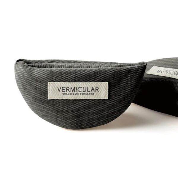 * 錦達 *  Vermicular 鑄鐵鍋有機棉隔熱手套 Vermicular,鑄鐵鍋有機棉隔熱手套,日本設計隔熱手套,手感好又防燙的廚房手套,廚房美型收納手套推薦,廚房用隔熱手套哪種好,質感隔熱手套推薦,Vermicular 手套評價,烤箱用防燙手套推薦