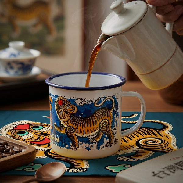 500ml琺瑯杯 文創商品,台灣文化,懷舊商品,復古風,紀念商品,台灣味,台灣文創,斜背包,帆布,懷舊設計。