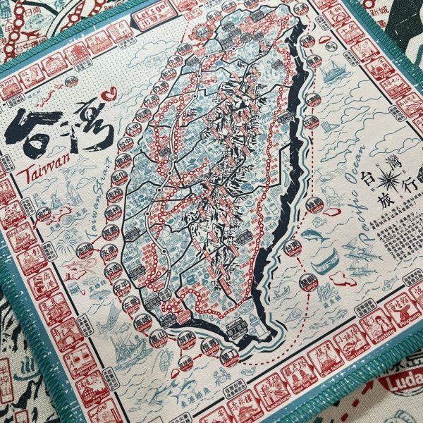 三色環島遊戲布地圖 文創商品,台灣文化,懷舊商品,復古風,紀念商品,台灣味,台灣文創,斜背包,帆布,懷舊設計。