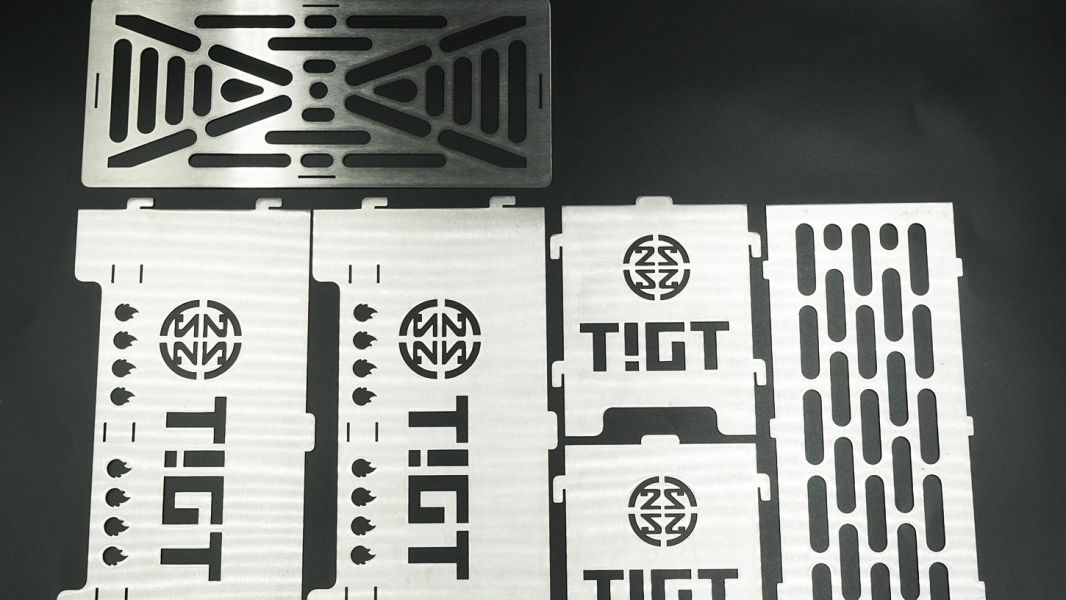 鈦金屬烤爐-搶先試賣-一組六片結構自行組裝 