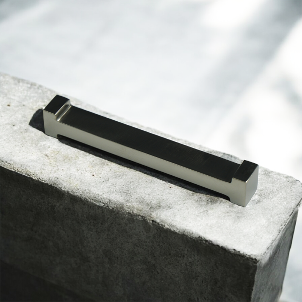 初代鈦製筷架 - 鈦金屬原材切削，實心一體成形 