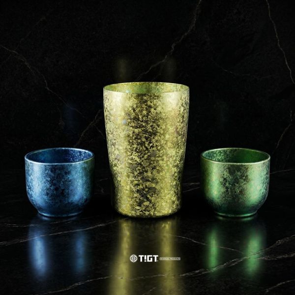 TIGT - 鎏金杯<極> 290ml + 95ML ( 99% 鈦金屬打造，雙層真空斷冷熱結構 ) 限量商品,彩妝,鈦金屬,錶帶,餐盒,餐具,鍋具,便當盒,營養午餐,露營,癌症,罕見疾病,SPACE X,LISA,GD,台積電,LV,BV,BMW,BENZ,TESLA,輝達,黃仁勳,IF設計獎,鈦,LVMH,保時捷,日本,JAPAN,設計,鈦金,屬,GQ,Snowpeak,Audi,VW,00887,deepseek,新光三越,亞亞