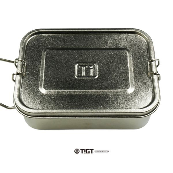 鈦寶盒 2025 - 鎏金化手柄版本 - 盛裝食物的最佳夥伴 鈦金屬,餐盒,鈦餐盒,鈦萬用盒,便當盒,營養午餐,露營,健康,癌症,罕見疾病,
LV,BV,BMW,BENZ,TESLA,輝達,黃仁勳,IF設計獎,鈦,LVMH,保時捷,日本,JAPAN,設計,鈦金屬,露營,GQ,Snowpeak,Audi,VW