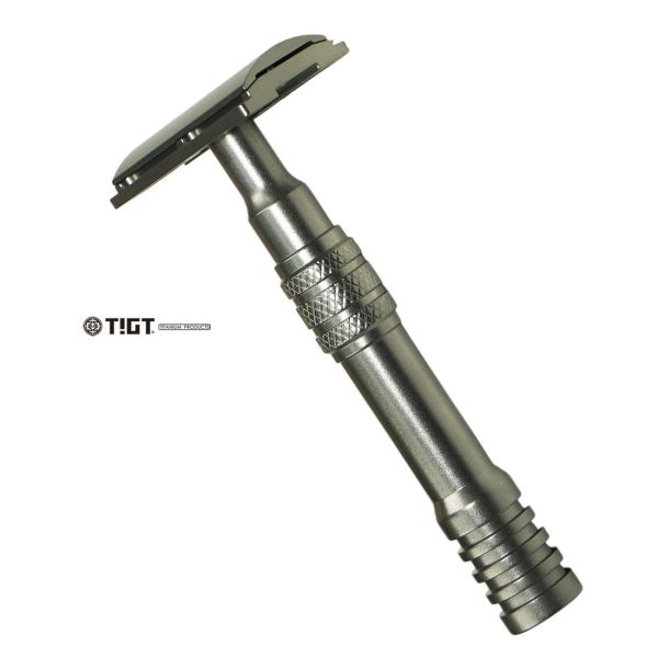 鈦金屬三件式刮鬍刀套組 - 加贈精裝鐵盒與鋁合金刀座 刮鬍刀,父親節,生日禮物,設計風格,鈦金屬,男士精品,茶道,限量商品,彩妝,鈦金屬,錶帶,餐盒,餐具,鍋具,便當盒,營養午餐,露營,癌症,罕見疾病,SPACE X,LISA,GD,台積電,LV,BV,BMW,BENZ,TESLA,輝達,黃仁勳,IF設計獎,鈦,LVMH,保時捷,日本,JAPAN,設計,鈦金,屬,GQ,Snowpeak,Audi,VW,00887,deepseek,川普,關稅,關稅戰